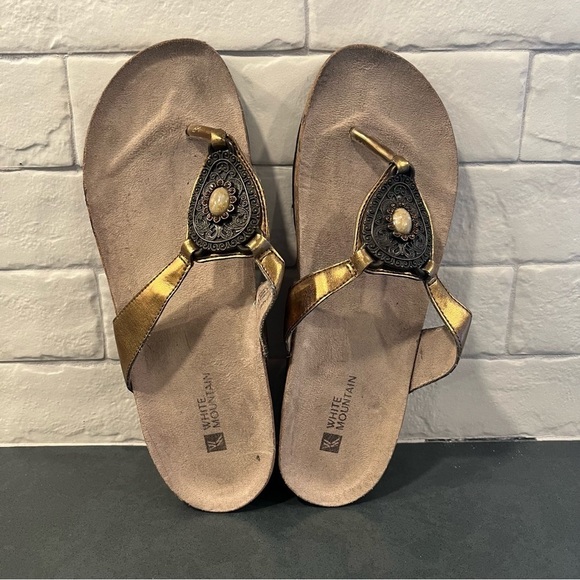 White Mountain Shoes - White Mountain sz 7 Abby embellished thong sandals wedge